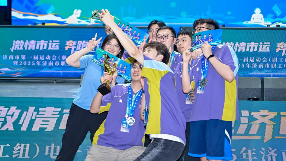 的发展敲响 的发展敲响